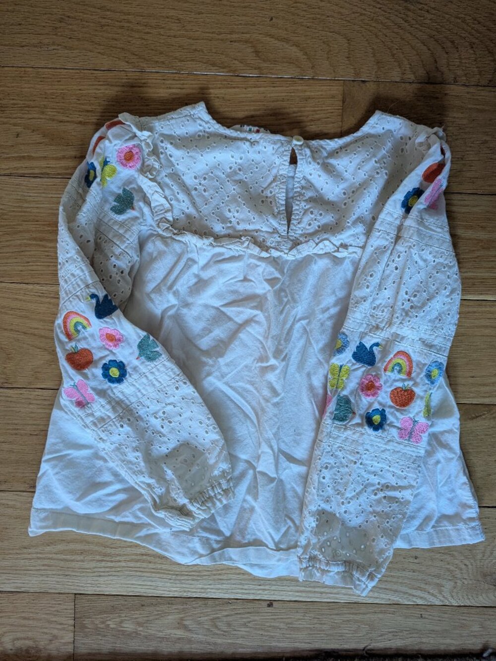 Mini Boden embroidered top